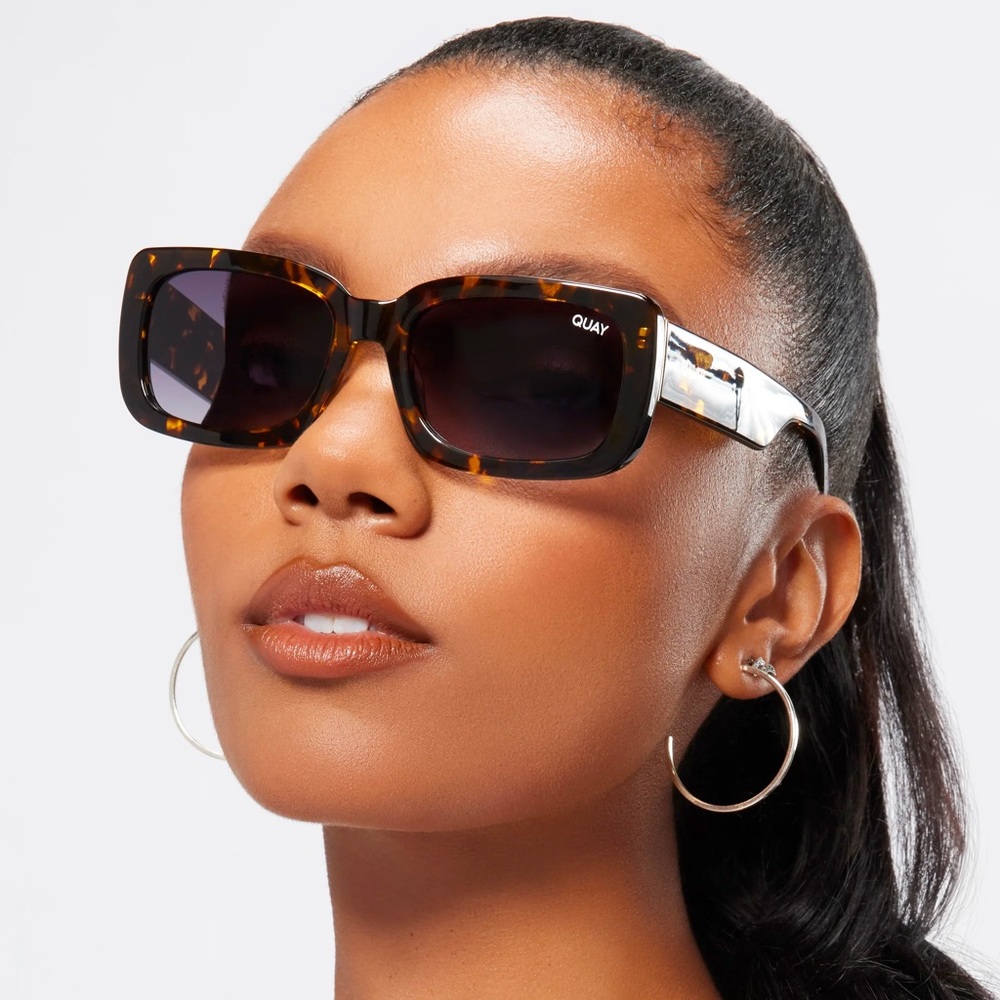 Quay | Yada Yada Standard Sunglasses in Tortoise Frame/ Smoke Lens